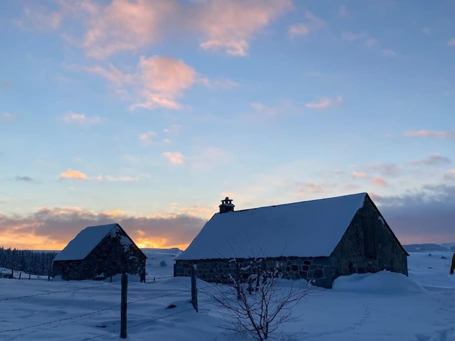 Buron Coeur D'Aubrac Villa Marchastel  Buitenkant foto