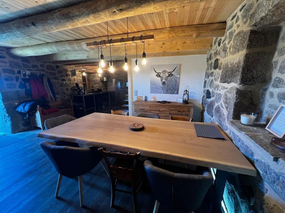 Buron Coeur D'Aubrac Villa Marchastel  Buitenkant foto